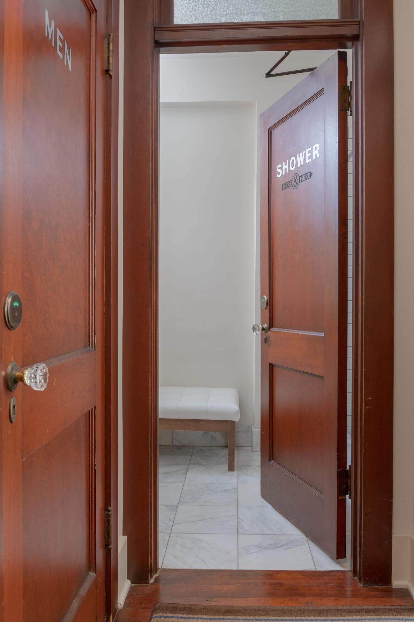 Commodore Hotel Astoria Ngoại thất bức ảnh
