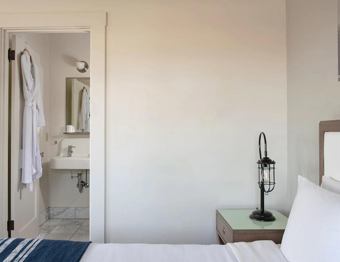 Commodore Hotel Astoria Ngoại thất bức ảnh